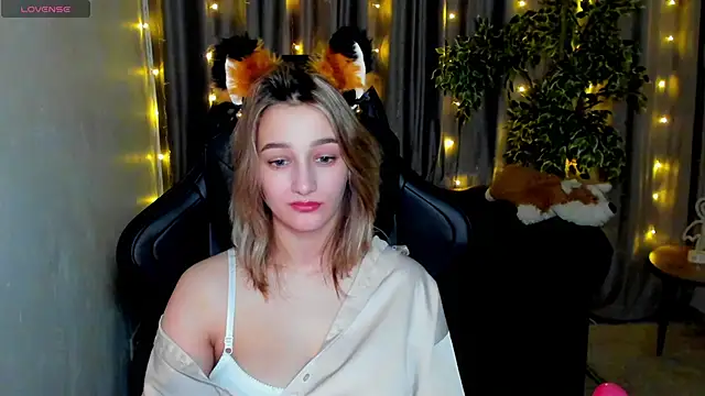 Sinty Noria online show from 02-13-25, 04:11