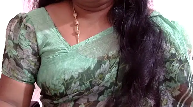 Snapshot of Vennela-1-Telugu chatting on 02-19-25, 12:00 Vennela-1-Telugu online show from 02-19-25, 12:00