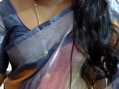 Snapshot of Vennela-1-Telugu chatting on 02-21-25, 01:11 Vennela-1-Telugu online show from 02-21-25, 01:11