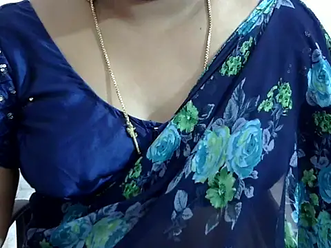 Snapshot of Vennela-1-Telugu chatting on 03-17-25, 09:44 Vennela-1-Telugu online show from 03-17-25, 09:44