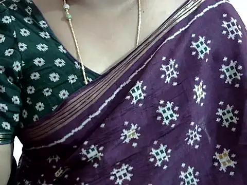 Snapshot of Vennela-1-Telugu chatting on 11-19-25, 08:47 Vennela-1-Telugu online show from 11-19-25, 08:47