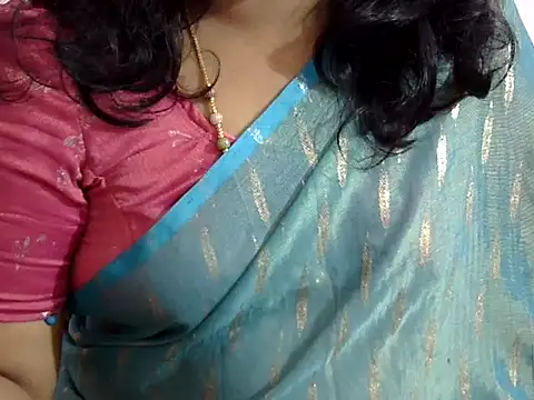 Snapshot of Vennela-1-Telugu chatting on 12-23-25, 05:16 Vennela-1-Telugu online show from 12-23-25, 05:16