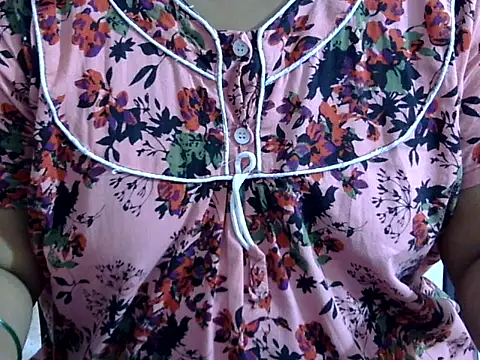 Snapshot of Vennela-1-Telugu chatting on 02-13-26, 10:00 Vennela-1-Telugu online show from 02-13-26, 10:00