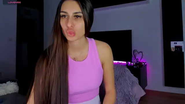 Snapshot of K_chic chatting on 01-10-25, 05:02 K chic online show from 01-10-25, 05:02