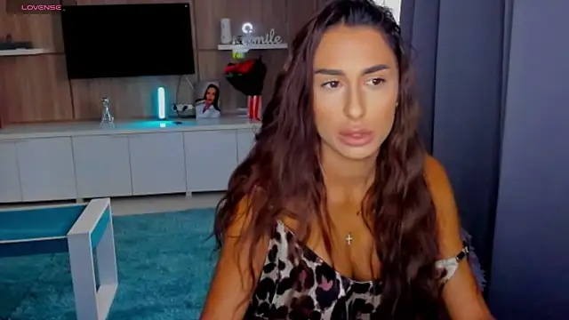 Snapshot of K_chic chatting on 09-10-25, 10:59 K chic online show from 09-10-25, 10:59