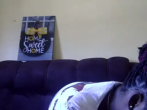 Sexy racy rebel  online show from 02-22-25, 09:23