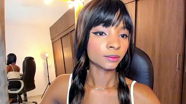 alikahouston4 online show from 02-25-25, 04:35