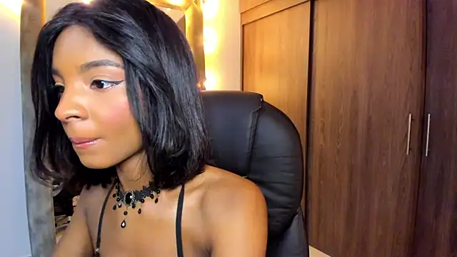 alikahouston4 online show from 11-07-25, 06:35