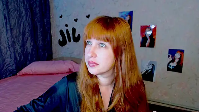 Snapshot of JillStevens chatting on 02-25-25, 05:52 JillStevens online show from 02-25-25, 05:52