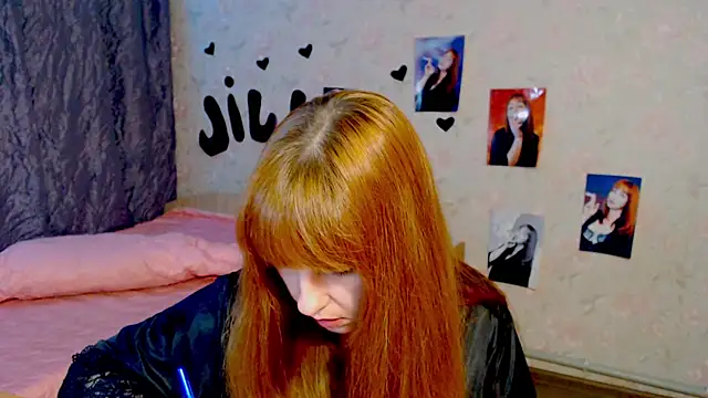 Snapshot of JillStevens chatting on 02-28-25, 07:14 JillStevens online show from 02-28-25, 07:14