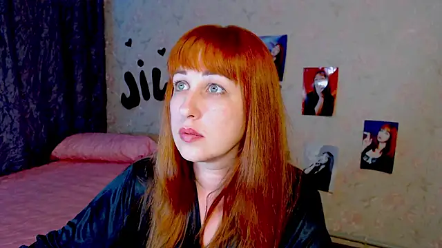 Snapshot of JillStevens chatting on 03-08-25, 03:56 JillStevens online show from 03-08-25, 03:56