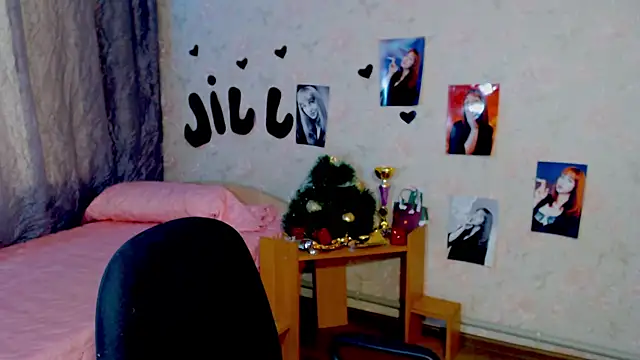 Snapshot of JillStevens chatting on 03-09-25, 01:15 JillStevens online show from 03-09-25, 01:15