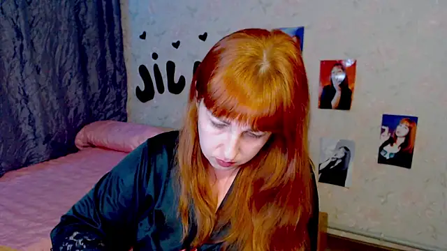 Snapshot of JillStevens chatting on 03-10-25, 08:23 JillStevens online show from 03-10-25, 08:23