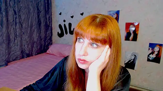 Snapshot of JillStevens chatting on 03-15-25, 04:21 JillStevens online show from 03-15-25, 04:21