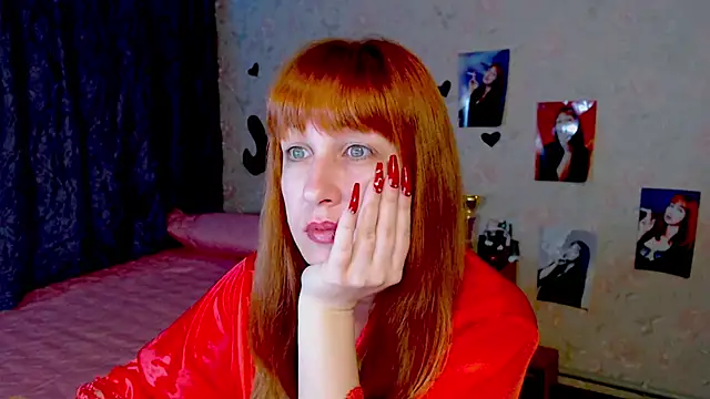 Snapshot of JillStevens chatting on 03-20-25, 04:31 JillStevens online show from 03-20-25, 04:31