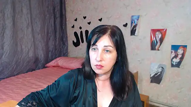 Snapshot of JillStevens chatting on 09-12-25, 06:57 JillStevens online show from 09-12-25, 06:57