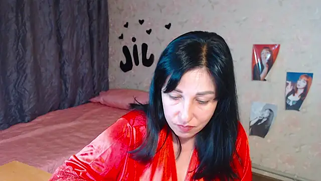 Snapshot of JillStevens chatting on 09-25-25, 02:37 JillStevens online show from 09-25-25, 02:37