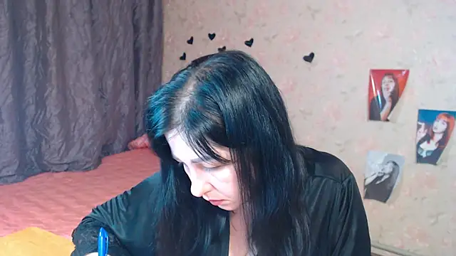 Snapshot of JillStevens chatting on 10-13-25, 01:49 JillStevens online show from 10-13-25, 01:49