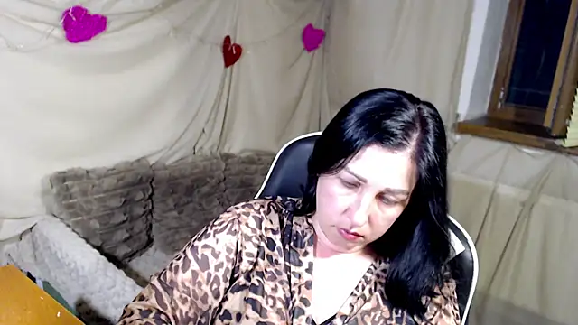 Snapshot of JillStevens chatting on 06-12-26, 07:57 JillStevens online show from 06-12-26, 07:57