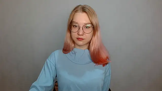 Snapshot of cindi_hot chatting on 12-20-24, 09:54 cindi hot online show from 12-20-24, 09:54