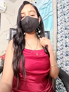 Snapshot of Parinaaz18 chatting on 01-14-26, 01:55 Parinaaz18 online show from 01-14-26, 01:55