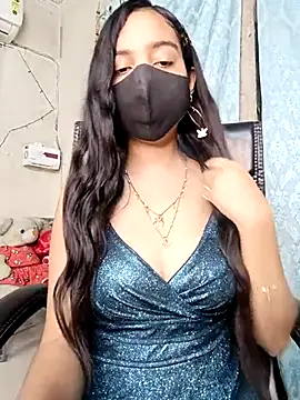 Snapshot of Parinaaz18 chatting on 02-17-26, 01:35 Parinaaz18 online show from 02-17-26, 01:35