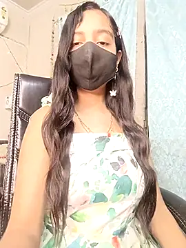 Snapshot of Parinaaz18 chatting on 02-19-26, 01:34 Parinaaz18 online show from 02-19-26, 01:34