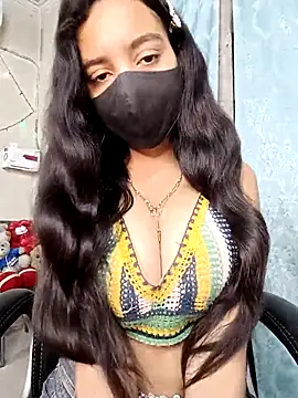 Snapshot of Parinaaz18 chatting on 03-03-26, 01:23 Parinaaz18 online show from 03-03-26, 01:23