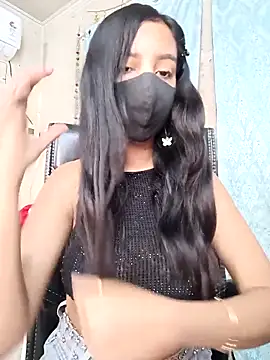 Snapshot of Parinaaz18 chatting on 03-10-26, 01:43 Parinaaz18 online show from 03-10-26, 01:43