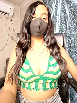 Parinaaz18 online show from 04-28-26, 01:26