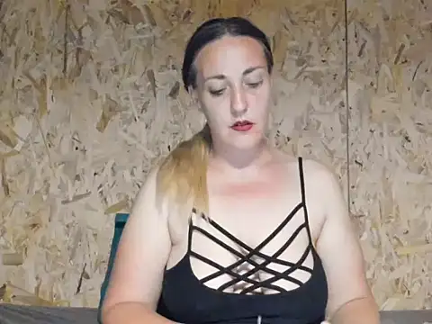 Cristina311219 online show from 06-01-26, 10:33