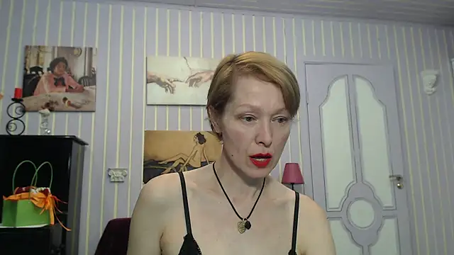 Snapshot of Marquise555 chatting on 03-25-26, 05:19 Marquise555 online show from 03-25-26, 05:19