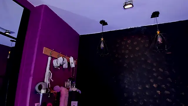 Snapshot of Alexa_Slave chatting on 11-07-25, 09:26 Alexa Slave online show from 11-07-25, 09:26