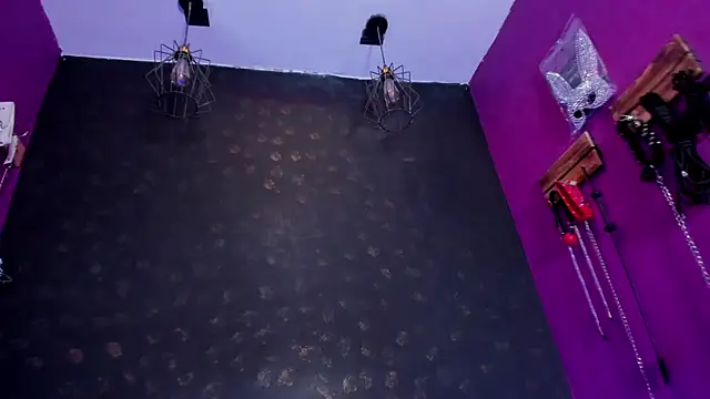 Snapshot of Alexa_Slave chatting on 11-22-25, 07:02 Alexa Slave online show from 11-22-25, 07:02