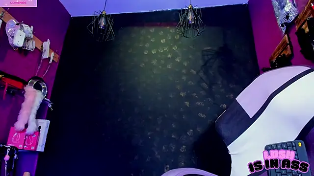 Alexa Slave online show from 04-18-26, 07:18