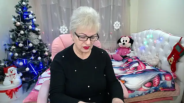 Snapshot of KayleSmoll chatting on 01-14-25, 07:00 KayleSmoll online show from 01-14-25, 07:00