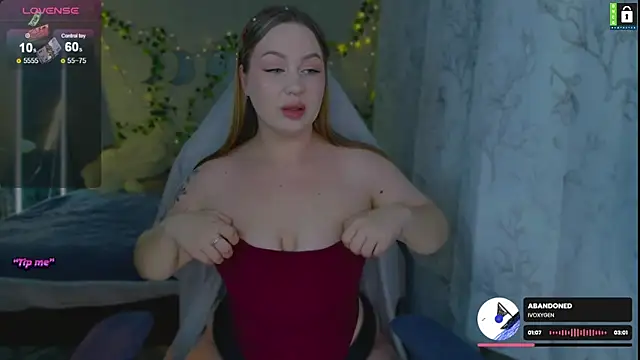 -LinaLove- online show from 12-13-25, 08:47