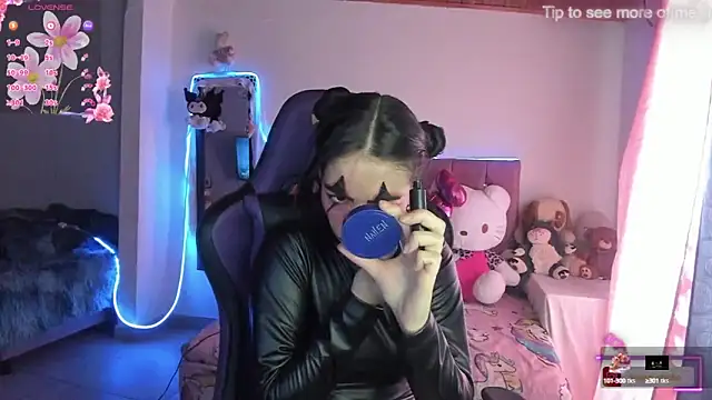 Snapshot of Alice_ch1 chatting on 09-23-25, 04:21 Alice ch1 online show from 09-23-25, 04:21