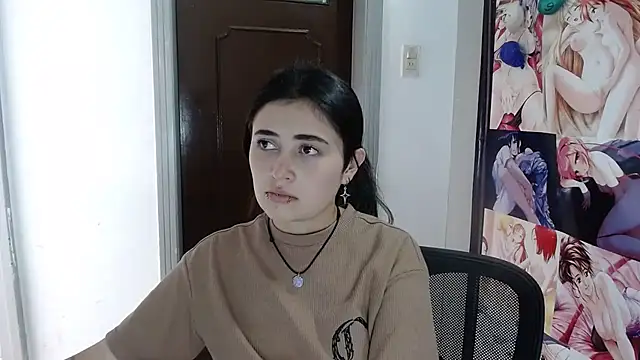 Snapshot of Nylaahh_ chatting on 10-13-25, 07:58 Nylaahh online show from 10-13-25, 07:58