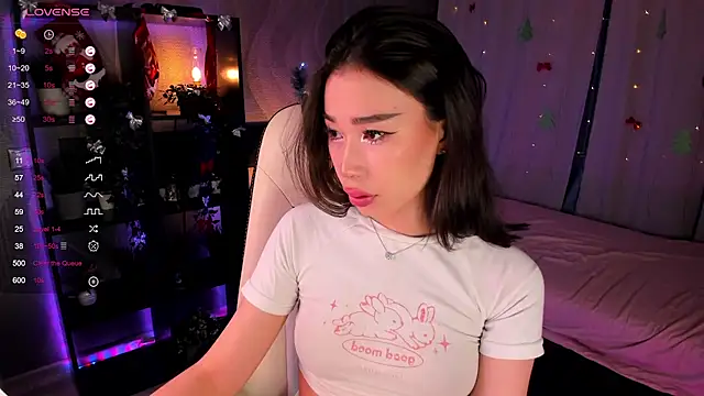 Snapshot of sensualily chatting on 01-16-26, 03:27 sensualily online show from 01-16-26, 03:27