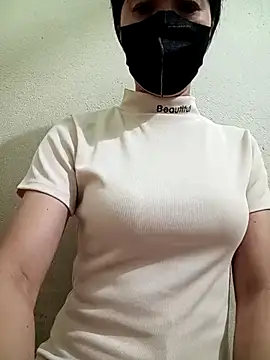 Snapshot of YunLem chatting on 02-17-25, 03:09 YunLem online show from 02-17-25, 03:09