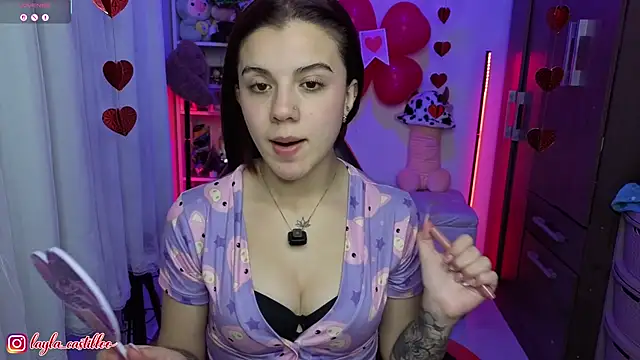 Snapshot of Layla_castilloo chatting on 02-22-26, 01:51 Layla castilloo online show from 02-22-26, 01:51