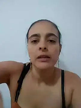 Snapshot of Fiery-Angel chatting on 02-15-25, 07:17 Fiery-Angel online show from 02-15-25, 07:17