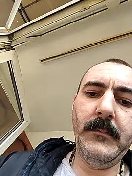 Snapshot of Maryo0001 chatting on 11-21-25, 11:31 Maryo0001 online show from 11-21-25, 11:31