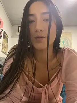 Snapshot of Amelie__88 chatting on 03-10-25, 01:12 Amelie 88 online show from 03-10-25, 01:12