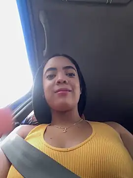 Snapshot of NAUGHTY_LITTLE_18 chatting on 09-19-25, 09:04 NAUGHTY LITTLE 18 online show from 09-19-25, 09:04