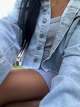 Snapshot of NAUGHTY_LITTLE_18 chatting on 10-06-25, 09:12 NAUGHTY LITTLE 18 online show from 10-06-25, 09:12