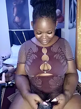 Cherriikenzie online show from 10-15-25, 06:52