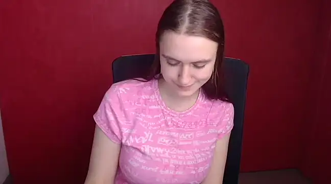 Snapshot of Gabriellagirl chatting on 12-20-24, 10:11 Gabriellagirl online show from 12-20-24, 10:11