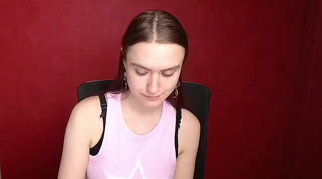 Snapshot of Gabriellagirl chatting on 01-18-25, 07:48 Gabriellagirl online show from 01-18-25, 07:48